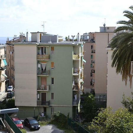 Il Nido Di Quarto Con Park Auto Macchine Piccole Segmento B Генуя Экстерьер фото
